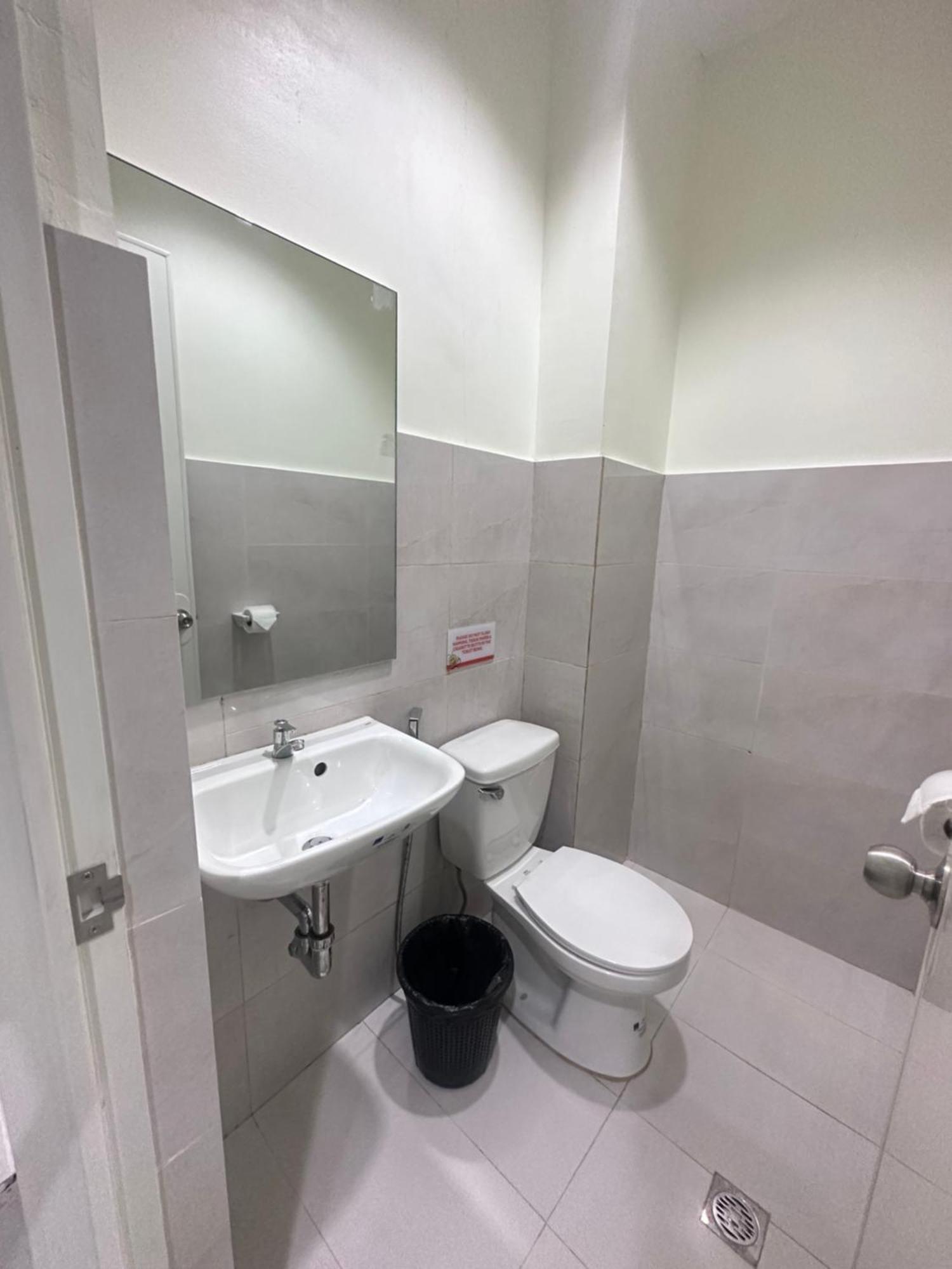 Travelbee Airport Inn Lapu-Lapu City Exterior foto